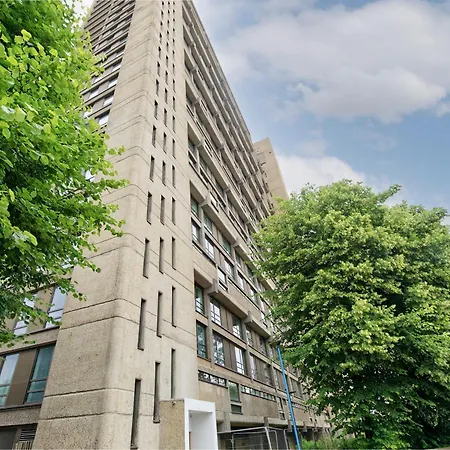 Balfron Tower Apartment London Exterior photo