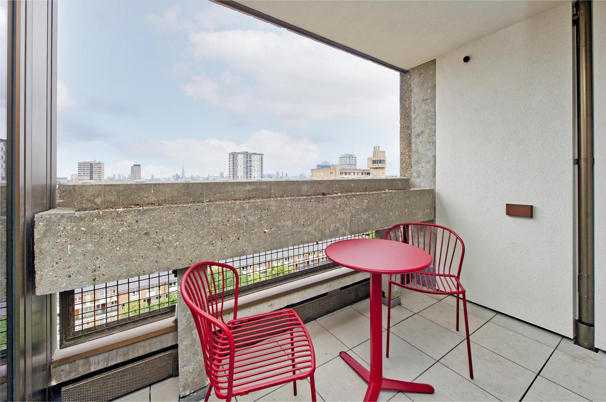 Apartment Balfron Tower